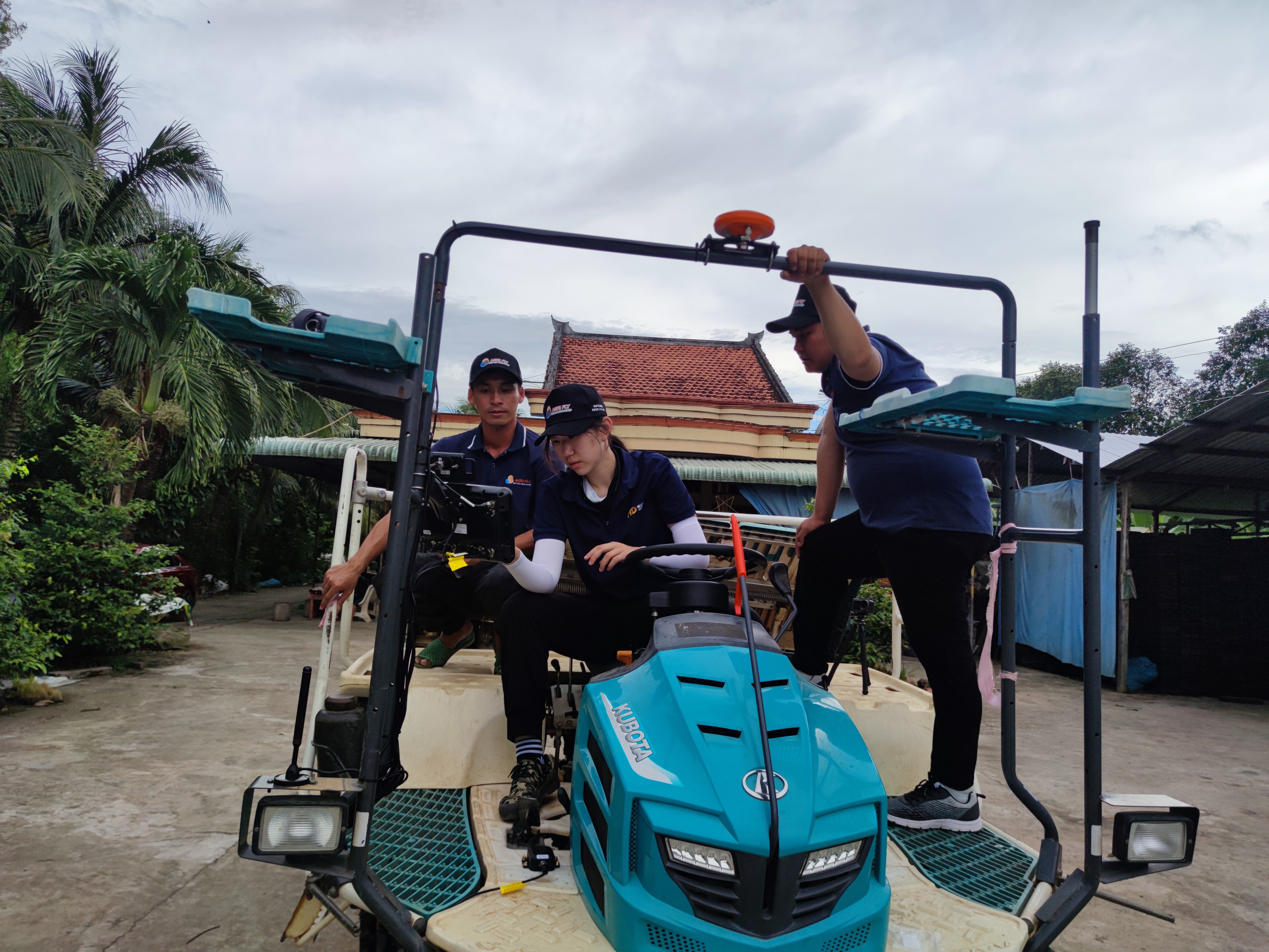 Penggerak Otomatis Mesin Pertanian