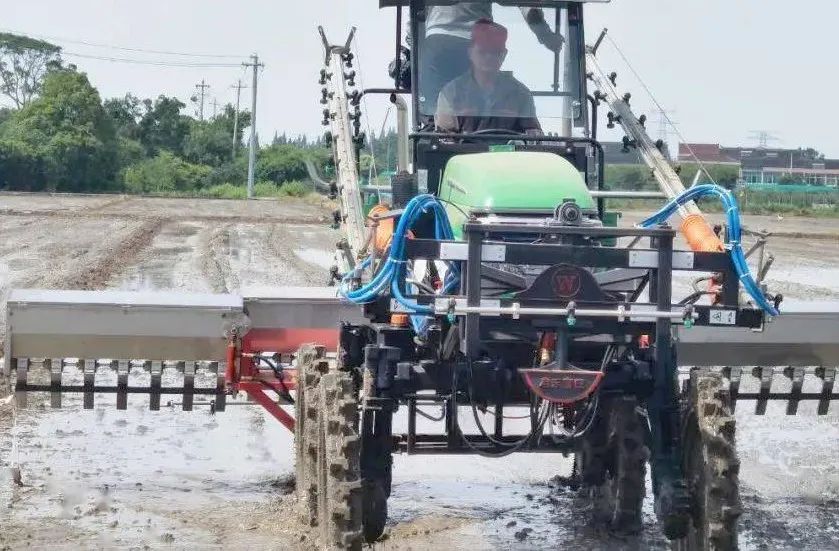 Mesin Penyemaian Padi Langsung